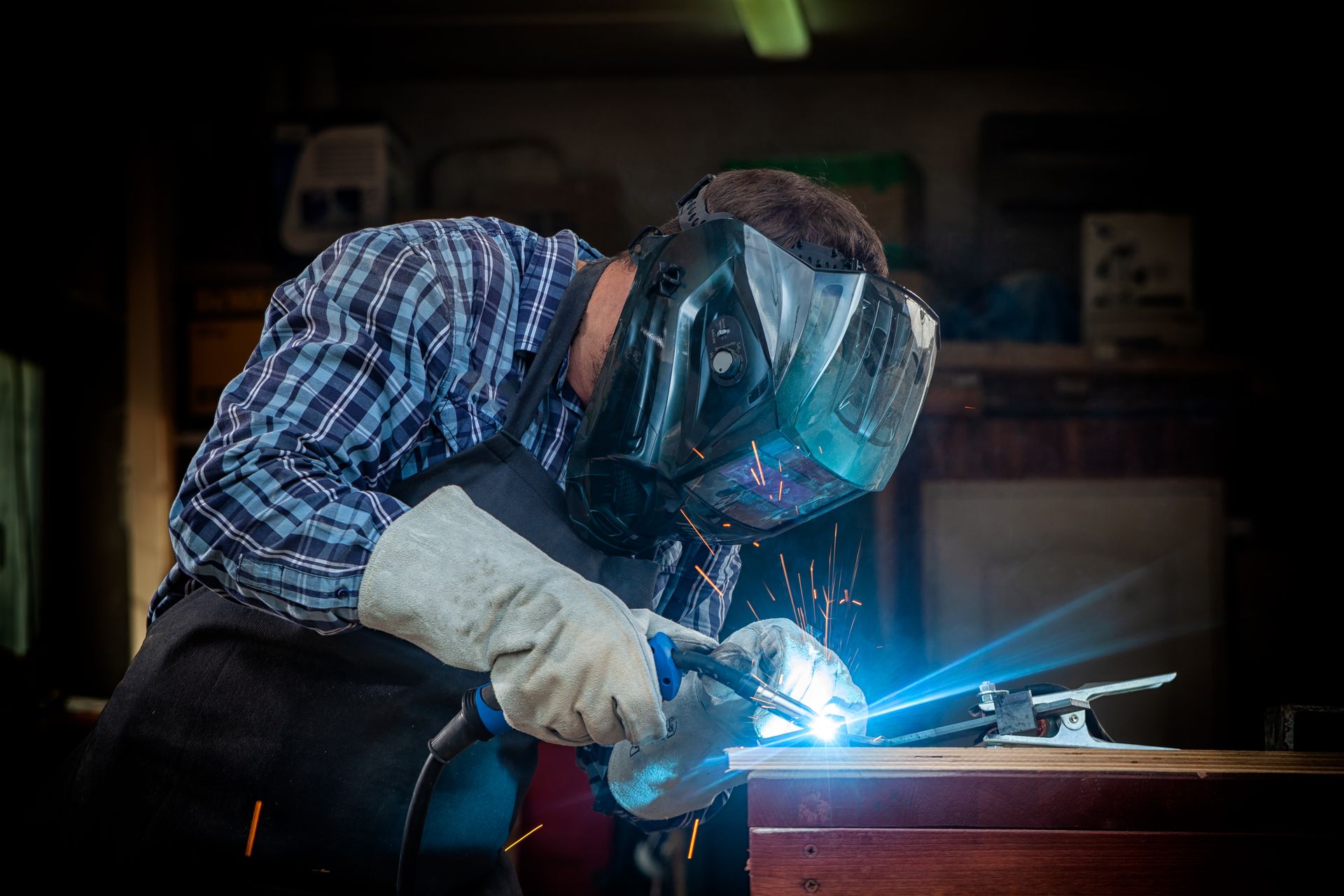 Which welding helmet should you choose?