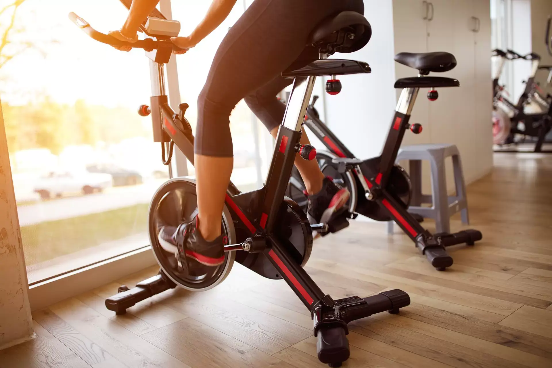 Magnetic and flywheel exercise bikes &#8211; a comprehensive guide to workout equipment